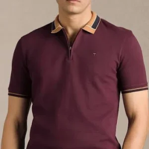 Men Slim Fit Collar Tipping & Arm Branding Half Sleeve Casual Tshirt